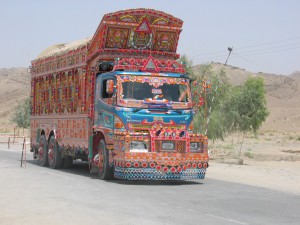 Reisverhalen Pakistan typische truck