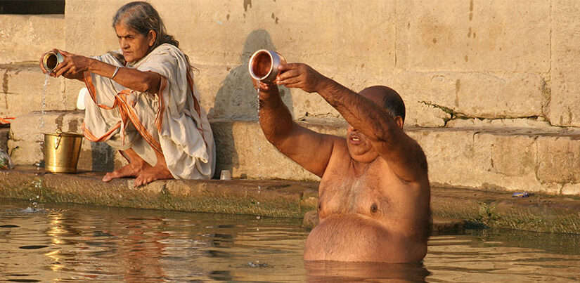 India Varanasi reinigings ritueel
