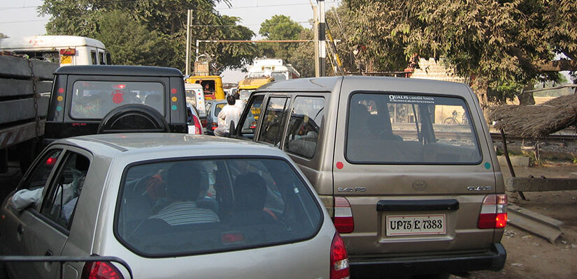 Verkeersdrukte in India waar de zekering van de toeter het begeeft